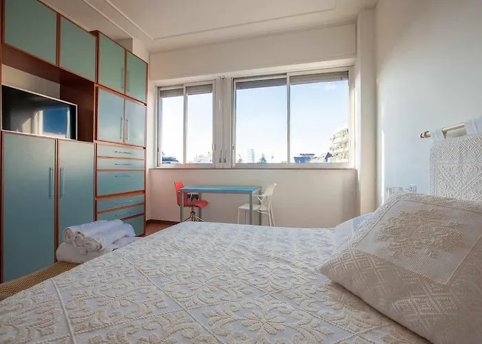 Corso Garibaldi 72 Διαμέρισμα *