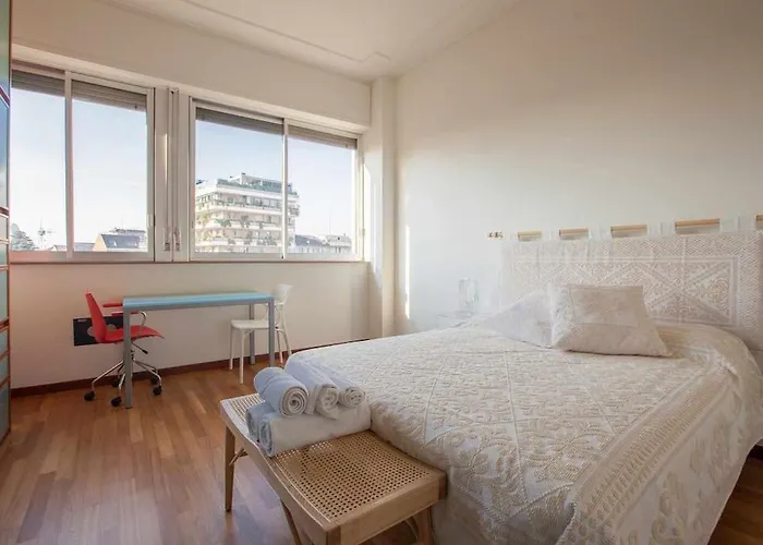 Apartament Corso Garibaldi 72 *