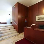 Corso Garibaldi 72 *