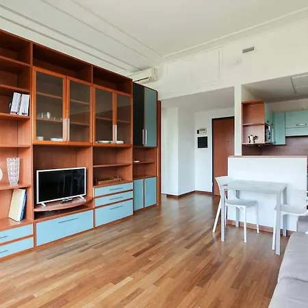Corso Garibaldi 72 * 밀라노